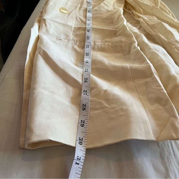 Express Compagnie Internationale 100% Silk Classic Cream Double-Breasted Blazer - Picture 8 of 8